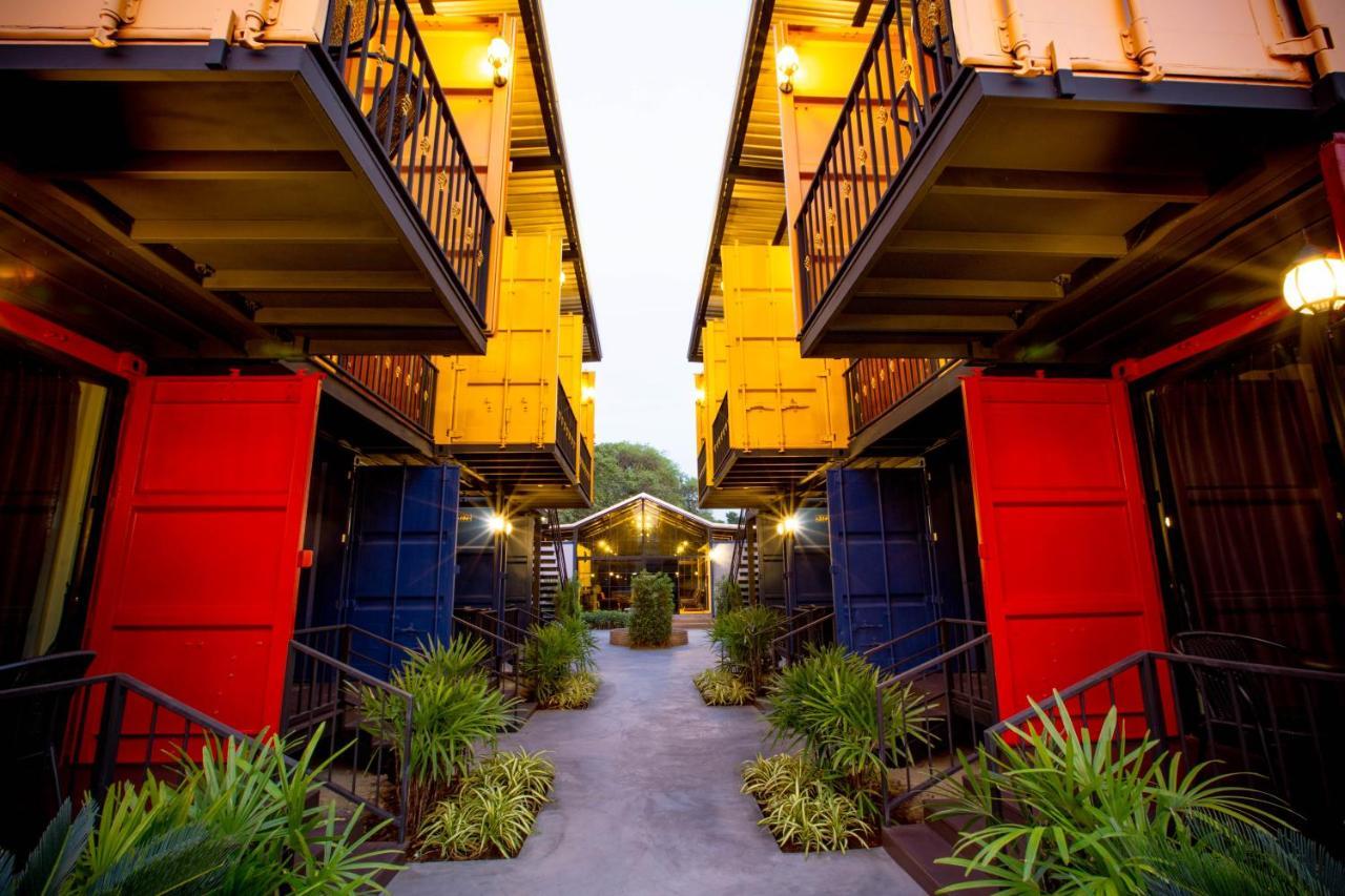 Tuscany Land Resort Donmuang Bangkok Exterior foto